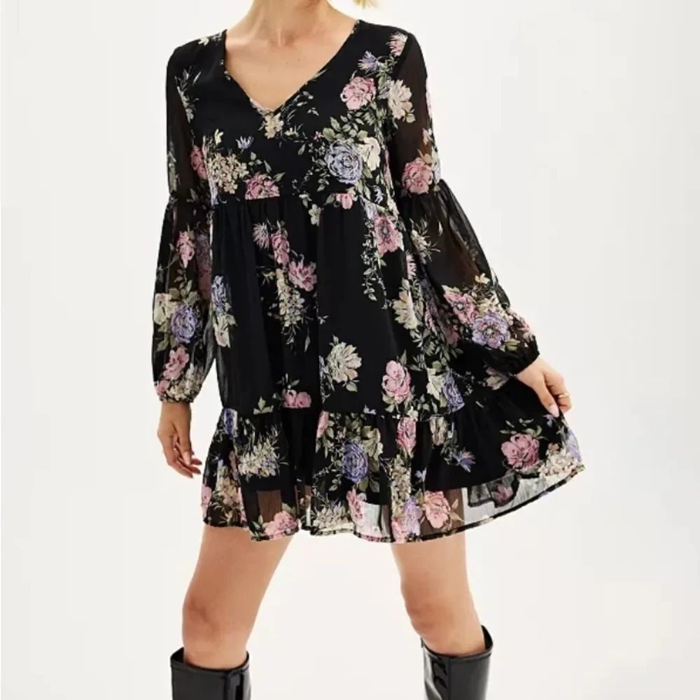 Rewind Black and Floral Bubble Long Sleeve Mini Dress Size XXL